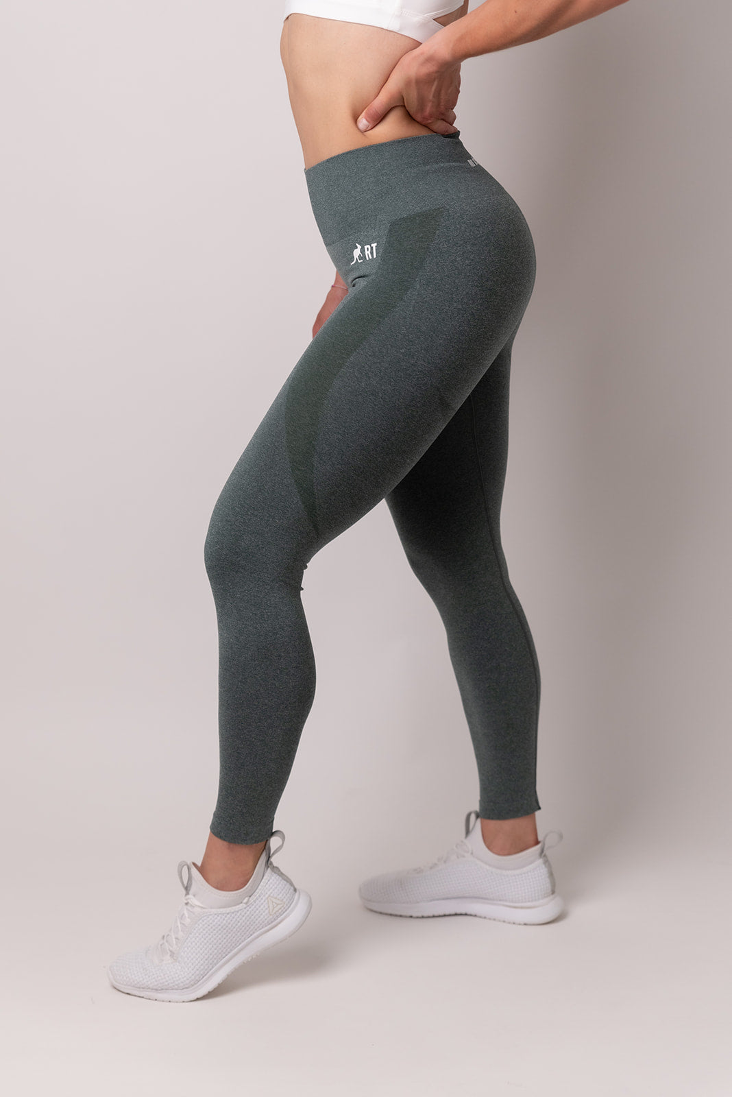 SEAMLESS LEGGINGS TREE TOP GREEN